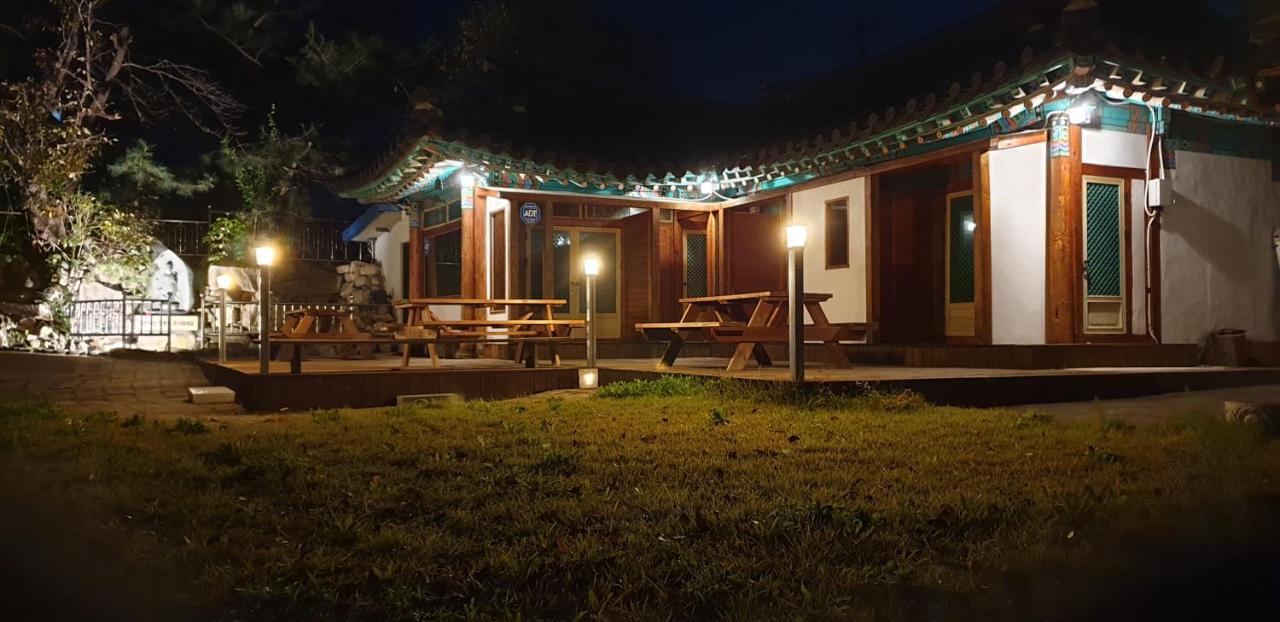 Chowoo Guesthouse Gyeongju Ngoại thất bức ảnh